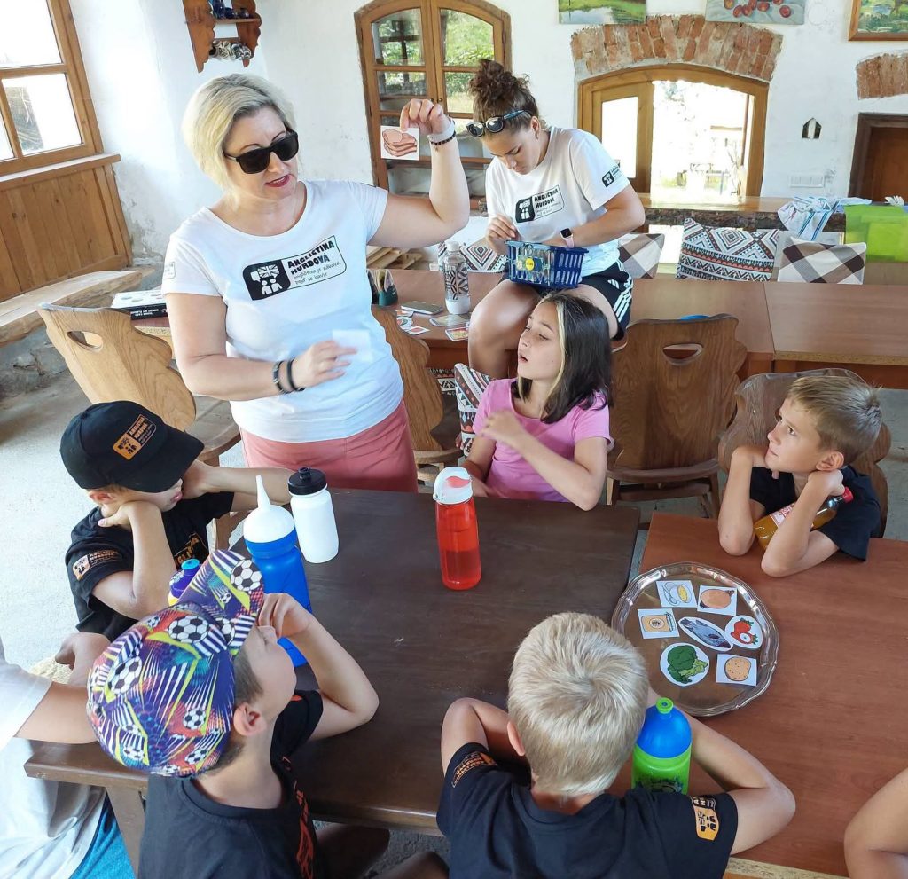 Summer English Camp